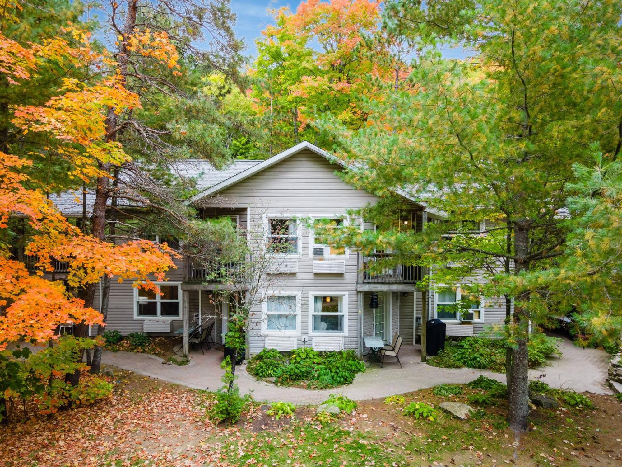 Muskoka Waterfront Retreat Villa Dwight Exterior photo
